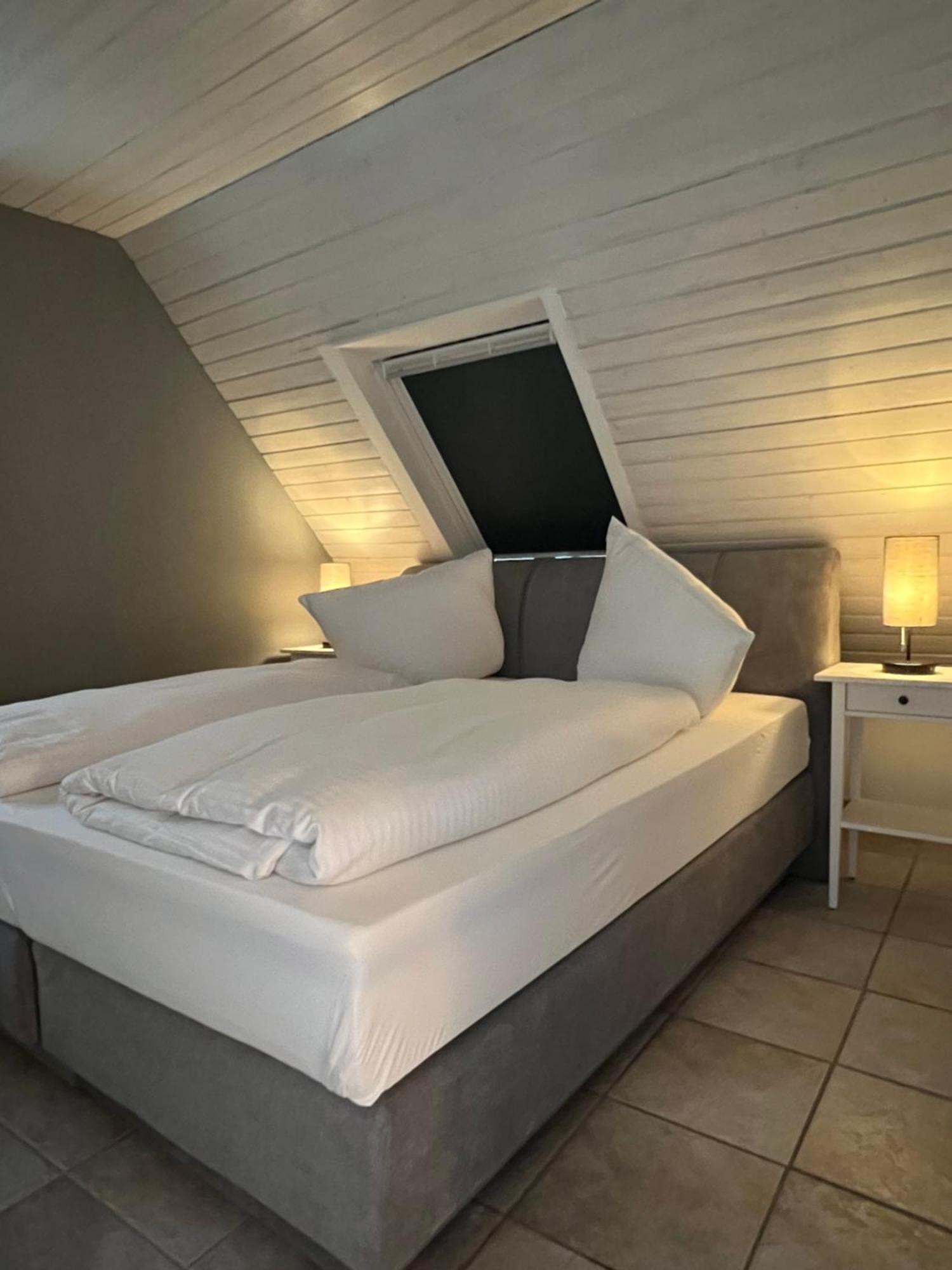 Hotel St. Georg Ediger-Eller Bilik gambar